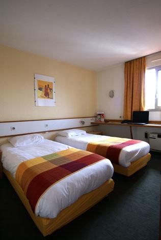 Fasthotel Tarbes Semeac - Un Hotel Fh Confort מראה חיצוני תמונה